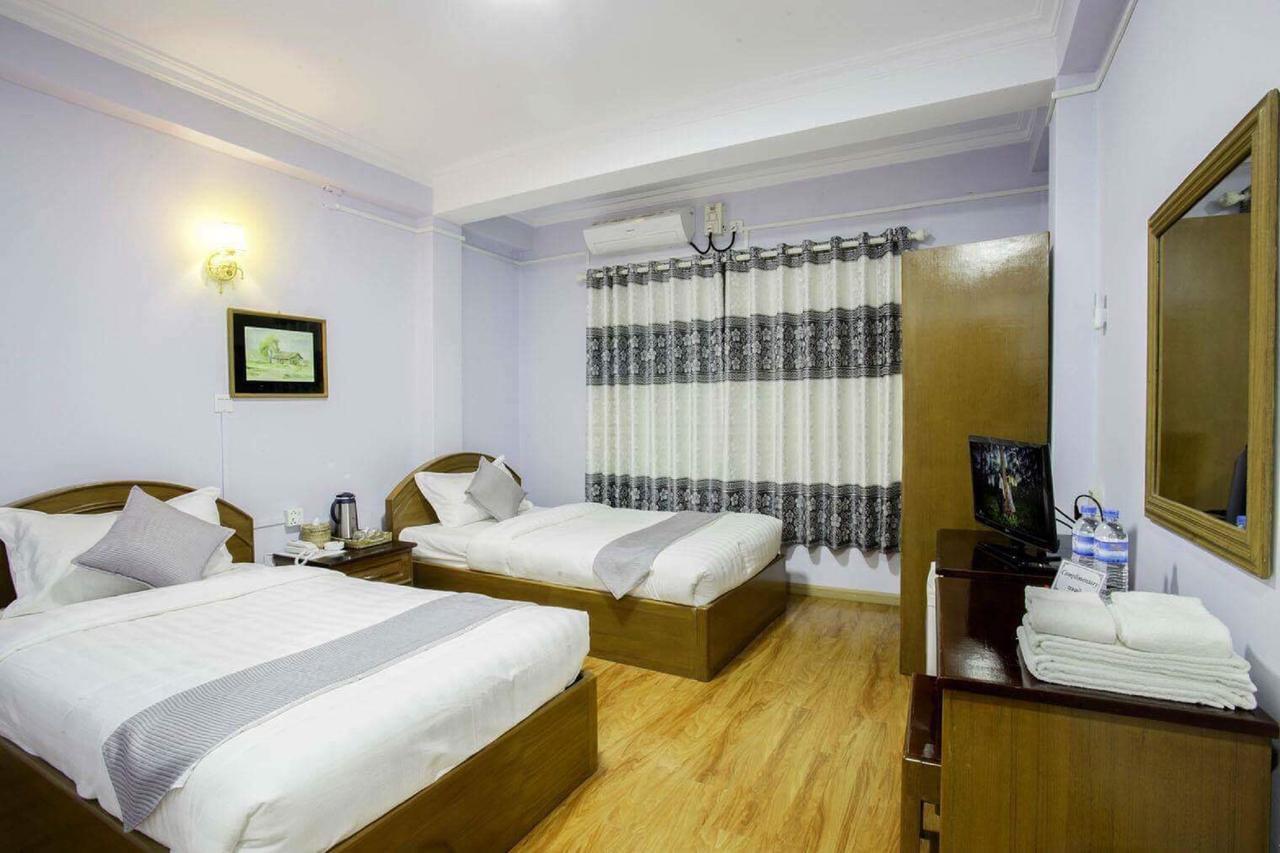 Thiha Bala Hotel Pyin Oo Lwin Kültér fotó