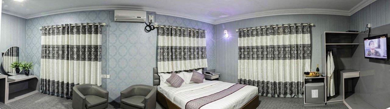 Thiha Bala Hotel Pyin Oo Lwin Kültér fotó
